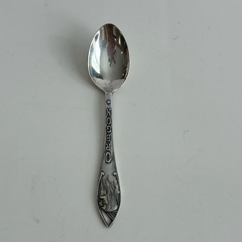Vintage Oregon State Demitasse Spoon Collectible Souvenir Sterling Silver 10g
